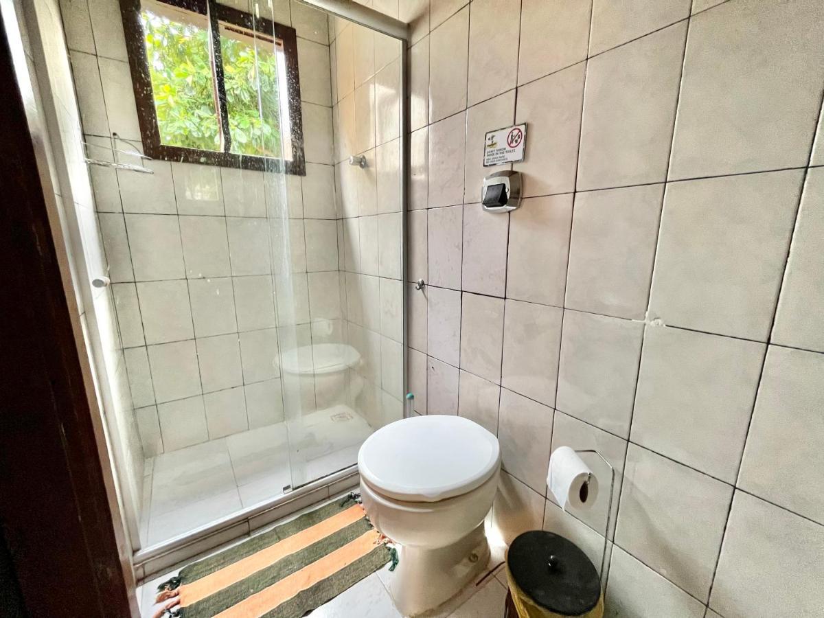 Hostel Papagaio Vila do Abraao Bagian luar foto